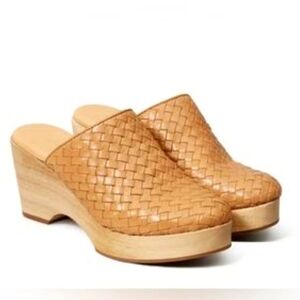 Everlane The Clog Woven Leather Clogs